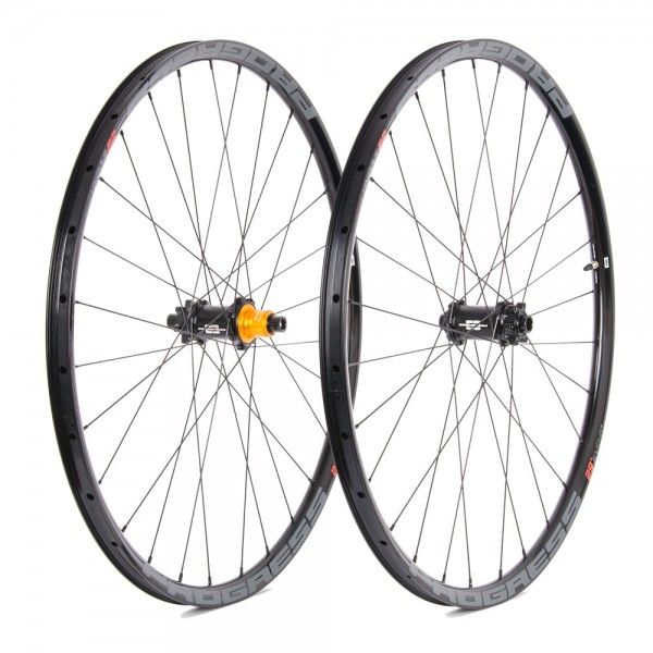 PROGRESS - EVO 29 - Juego 15x110/12x148 Boost - Shimano HG - 205565